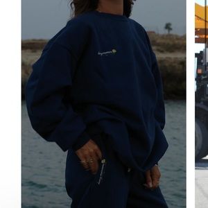 *NWOT* Heavy Manners Miracle Blue Sweatshirt  - Medium (M)